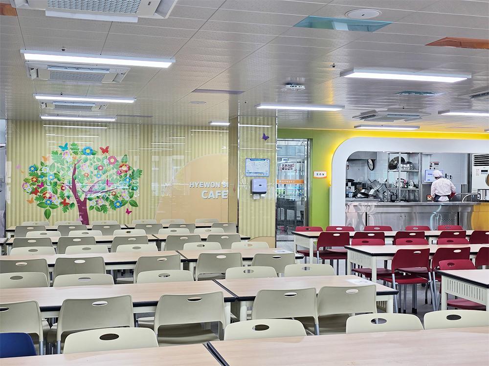 『Cafeteria』청주 혜원학교 급식실